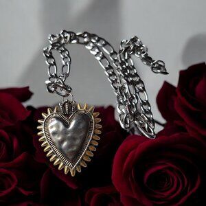 Necklace heart shape